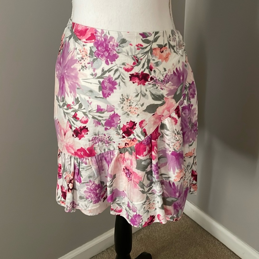 Express Floral skirt